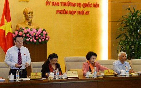 Завершилось 47-е заседание Постоянного комитета парламента Вьетнама - ảnh 1